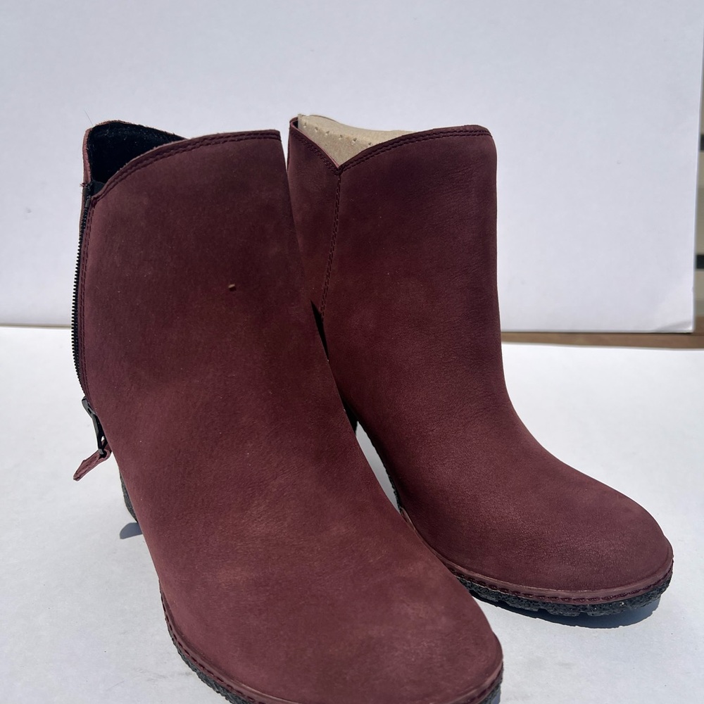 Timberland Rich Burgundy Ankle Booties
